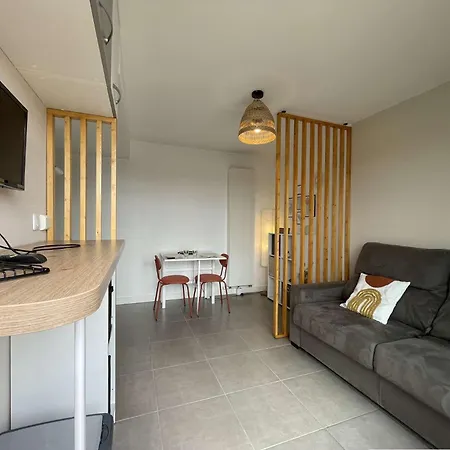 - Lr340-d206 * La Rochelle (Charente-Maritime)